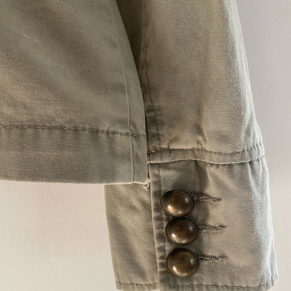 Light sage jacket - Picture 3 of 7